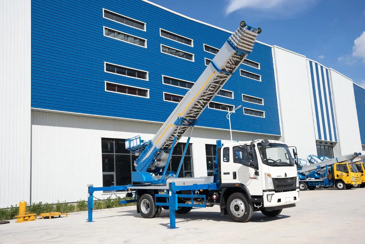 滦平县小型云梯车上料车租赁多少钱