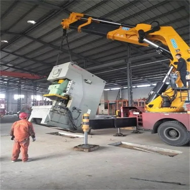 滦平县80吨折臂吊车出租附近电话